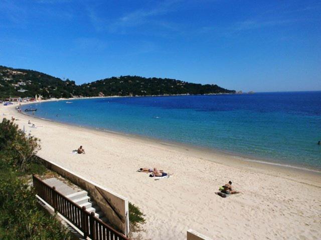 Appartement Paisible Avec Vue Panoramique Mer Et Acces Direct Plage Bormes-les-Mimosas Exteriér fotografie
